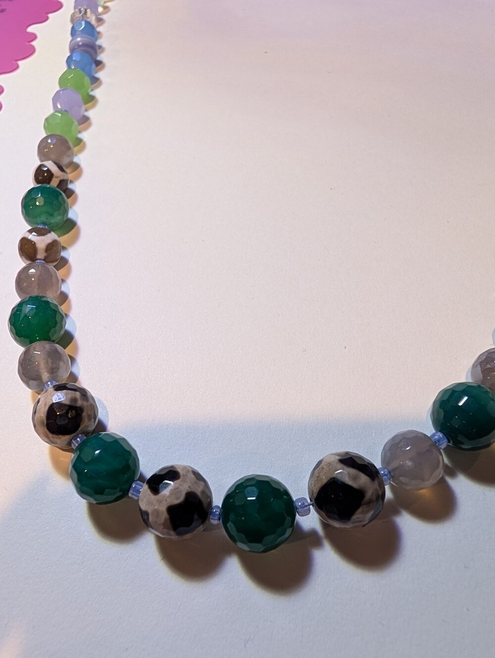 Microfaceted Color Experience - Picture 3 of 6